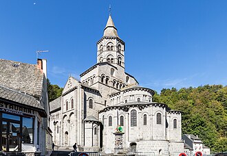Basilique Notre-Dame-des-Fers (Orcival)