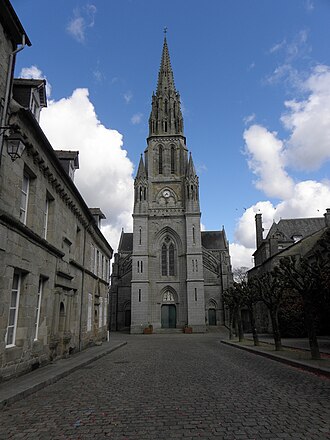Basilique Notre-Dame-de-Délivrance (Quintin)