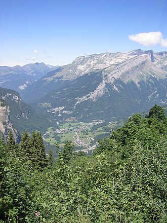 Samoëns & Cirque du Fer-à-Cheval