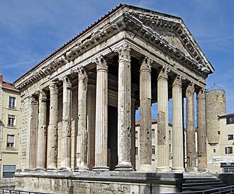 Temple d'Auguste et de Livie (Vienne)